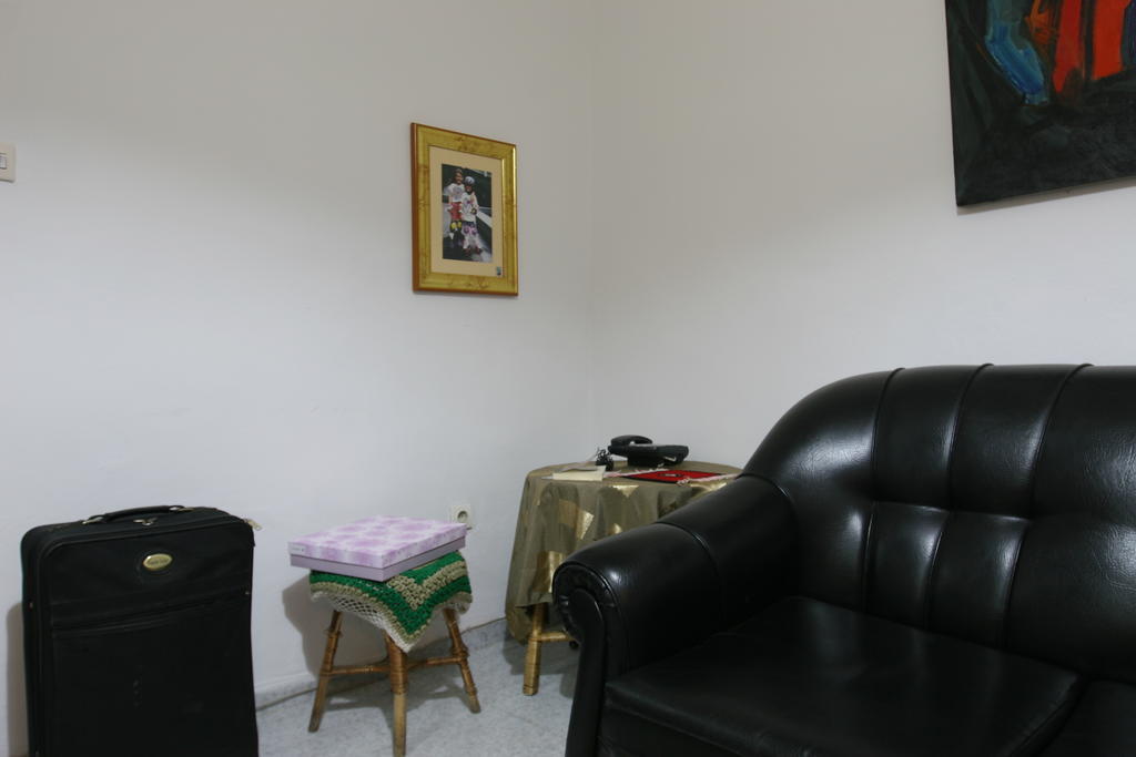Guesthouse Pension Andrea Tiran Dış mekan fotoğraf