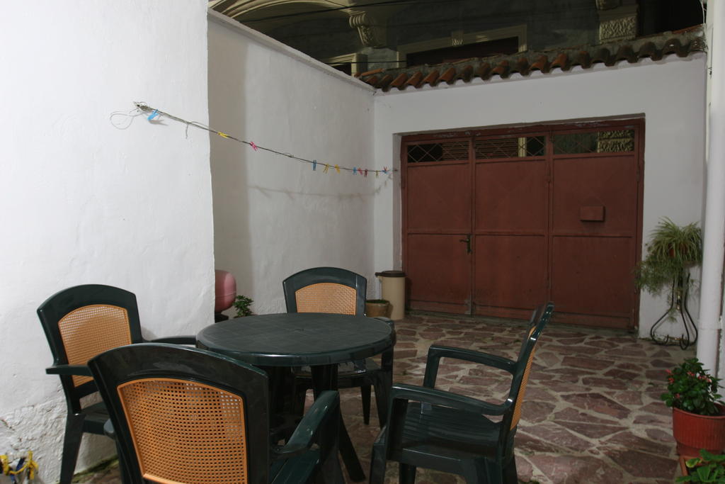 Guesthouse Pension Andrea Tiran Dış mekan fotoğraf